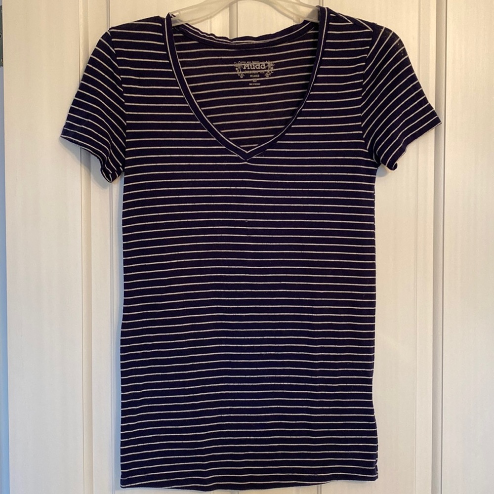 Mudd Everyday Relaxed Fit Navy & White Striped Short Sleeves Crewneck T-Shirt